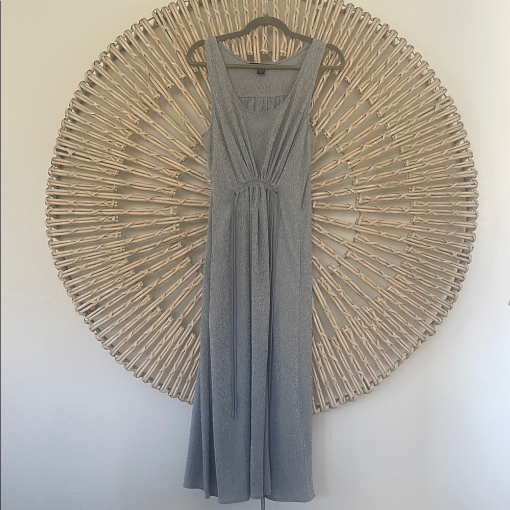 Elegant Gray Sleeveless Dress
